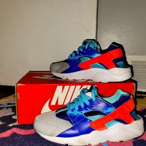 Nike Harrache shoes size 8.5